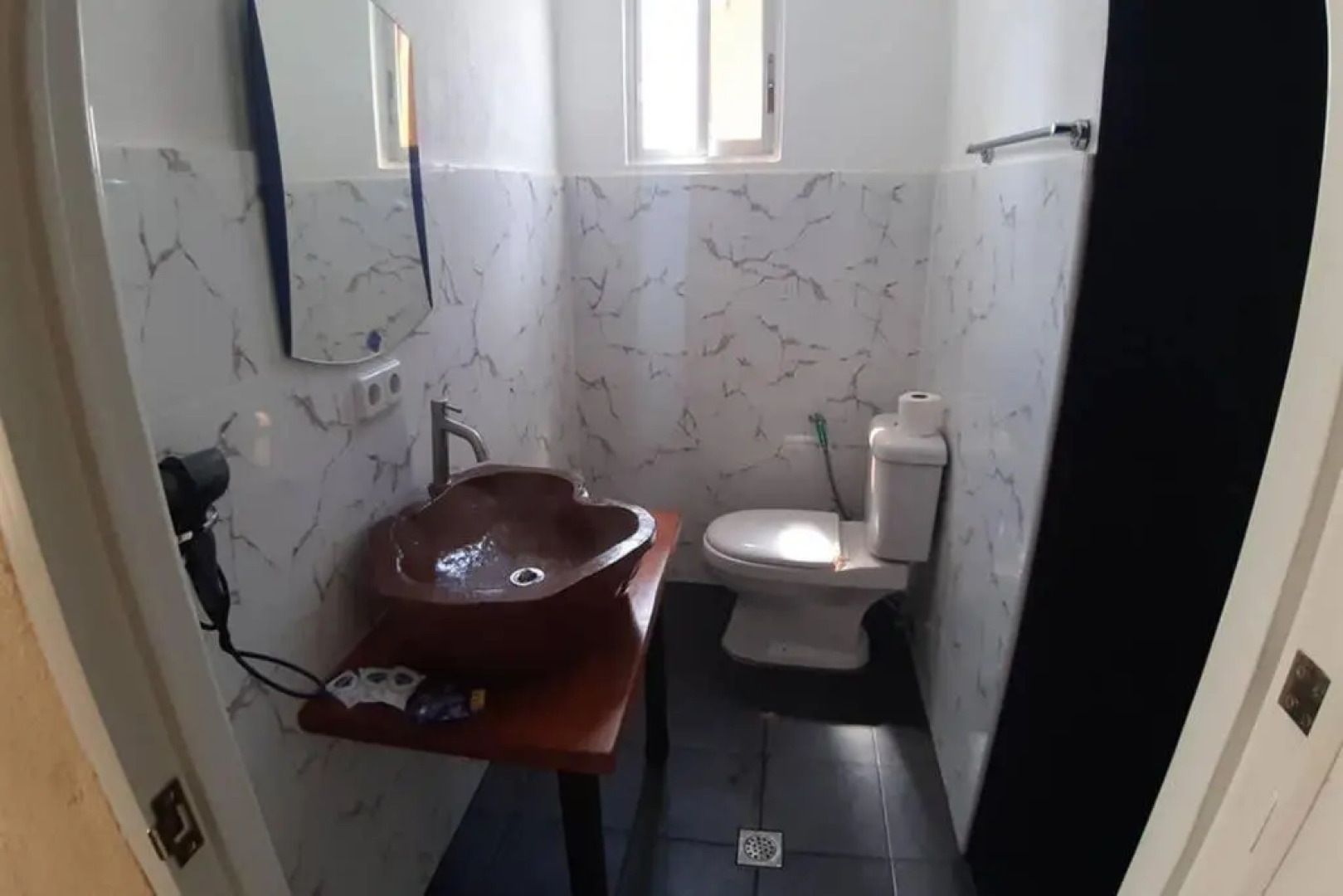 Seaview Mansion Dalaguete - Apartment 5