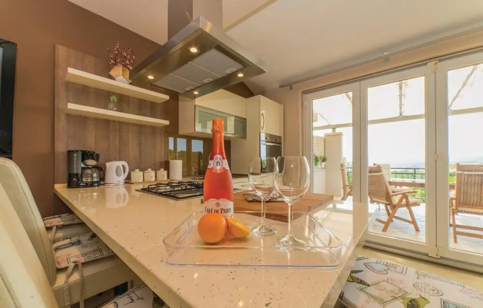 Beautiful Home in Pridraga With Wifi and 8 Bedrooms