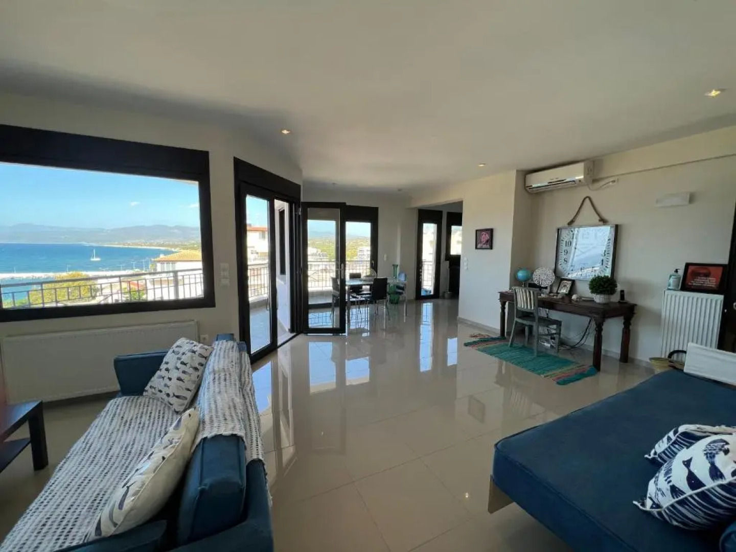 Magical Seaside Town Boutique Apts 1