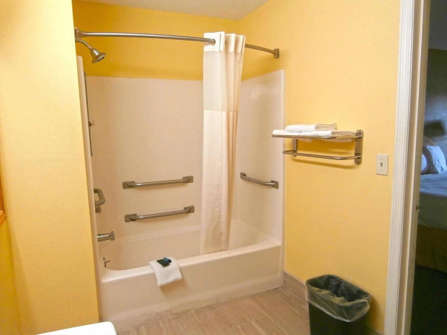 Loyalty Inn Hawkinsville