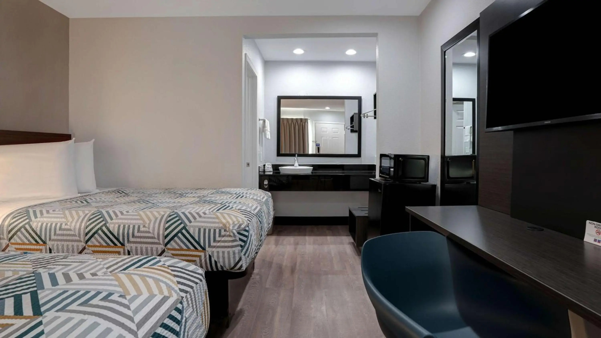 Motel 6 Eureka, CA – Redwood Coast