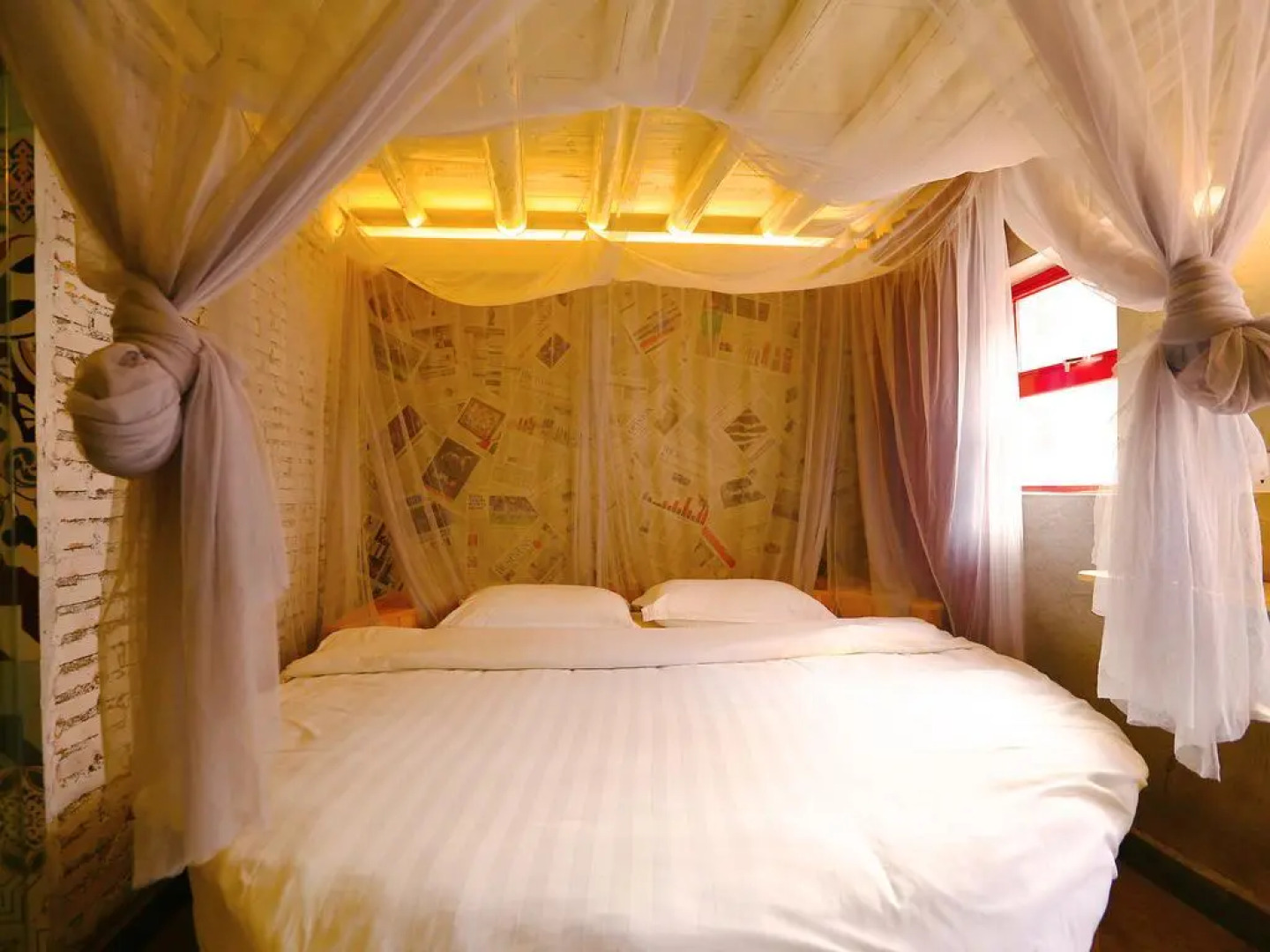 JiaoChangWei Maan CoCo Travelling With Hotel