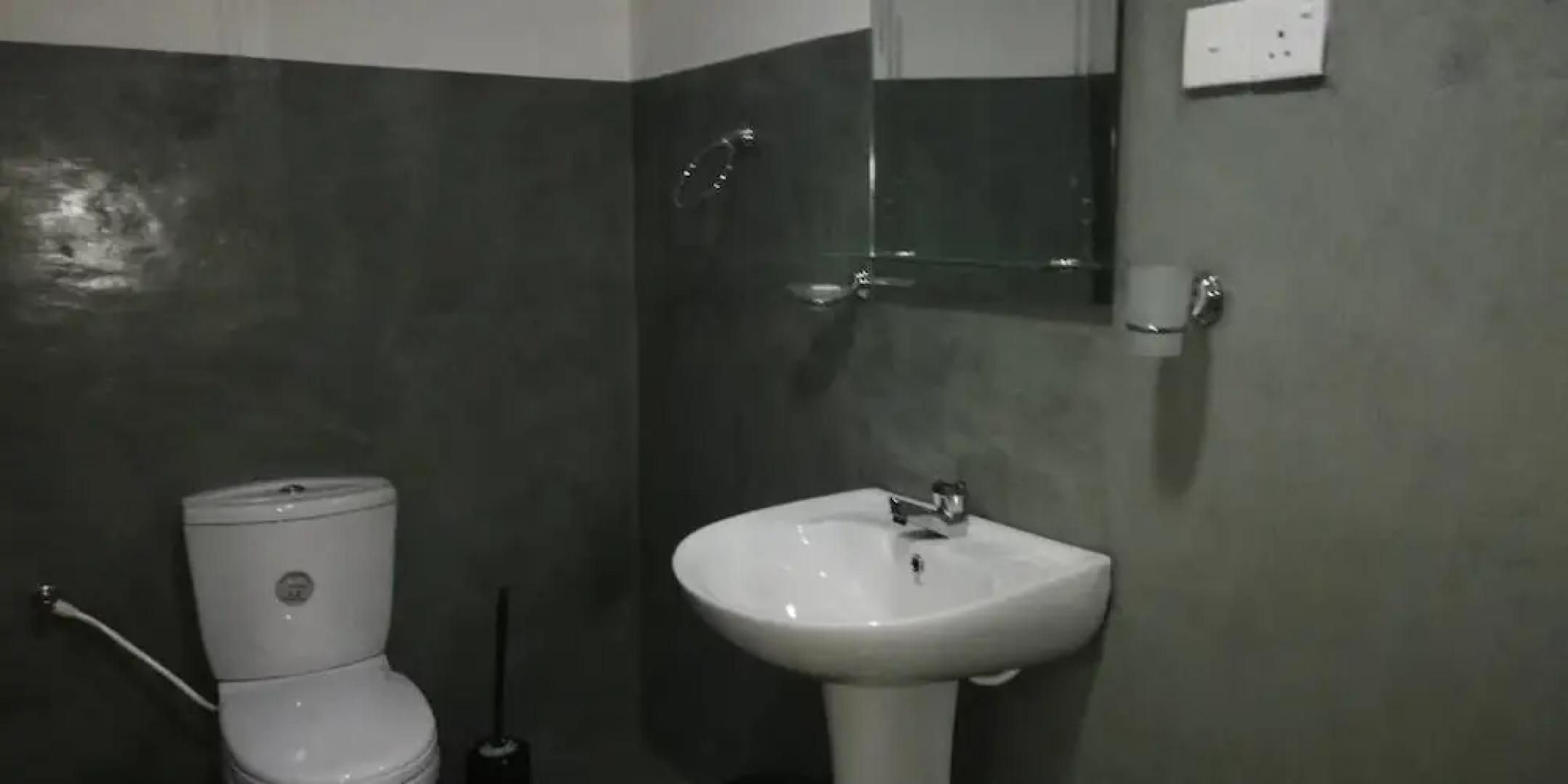 Mid Climes Guest Inn