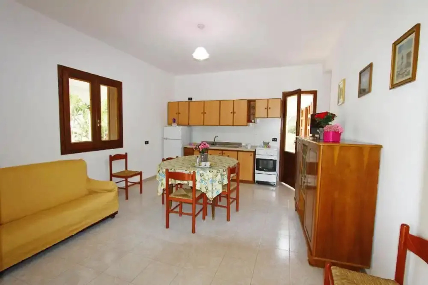 Impeccable 2-bed Apartment in Presicce