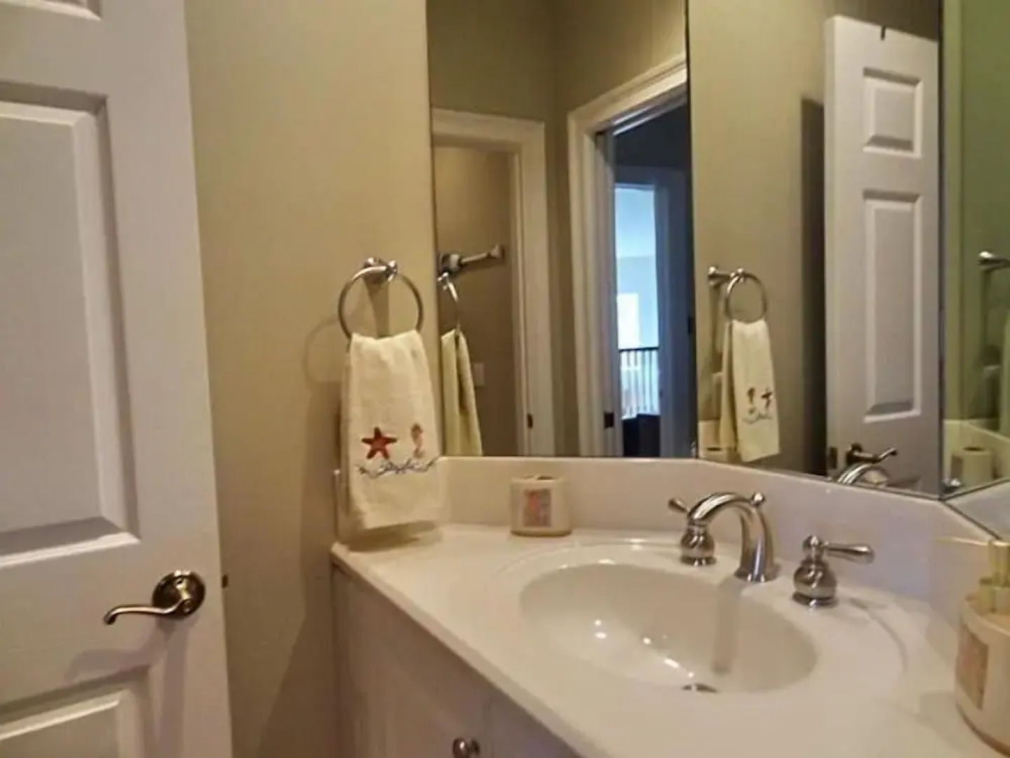 DOVE816 4 Bedroom Holiday Home by Marco Naples Vacation Homes