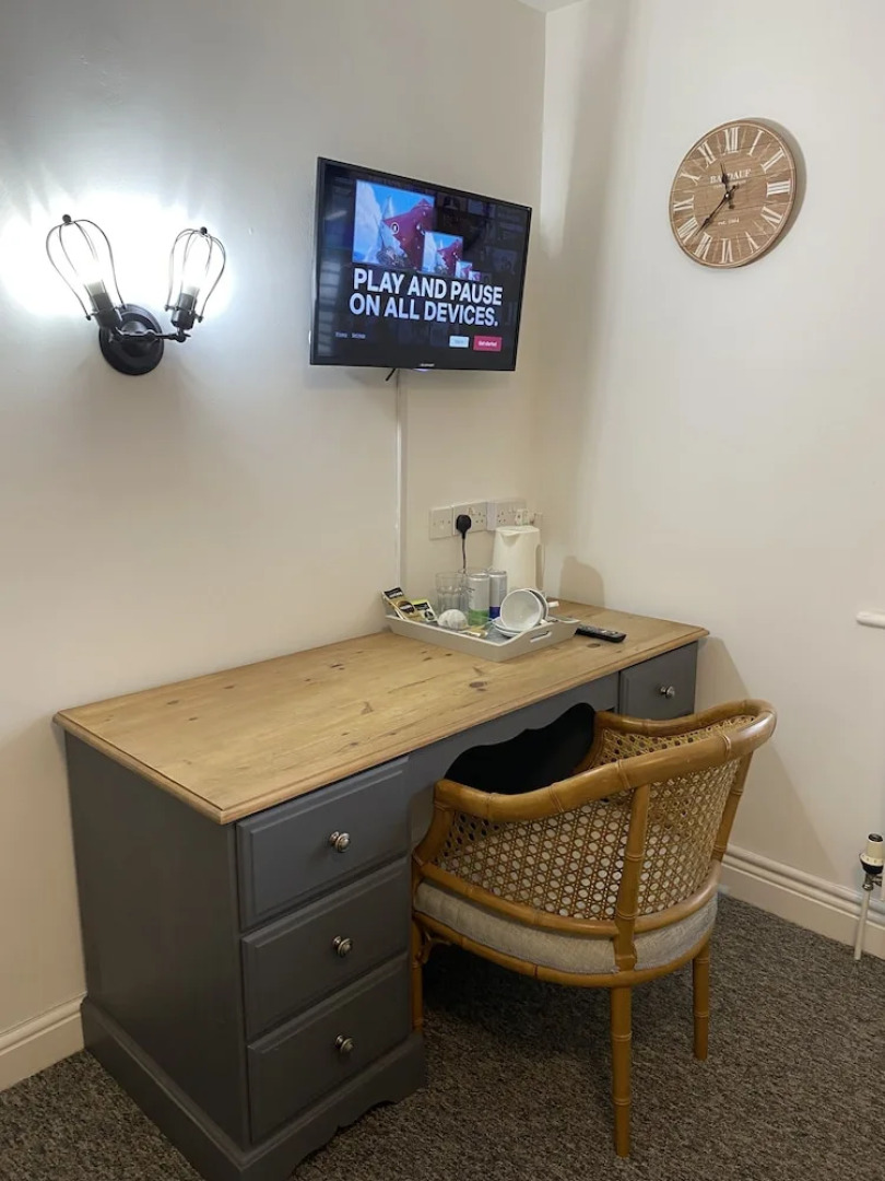 The Roade House Rooms