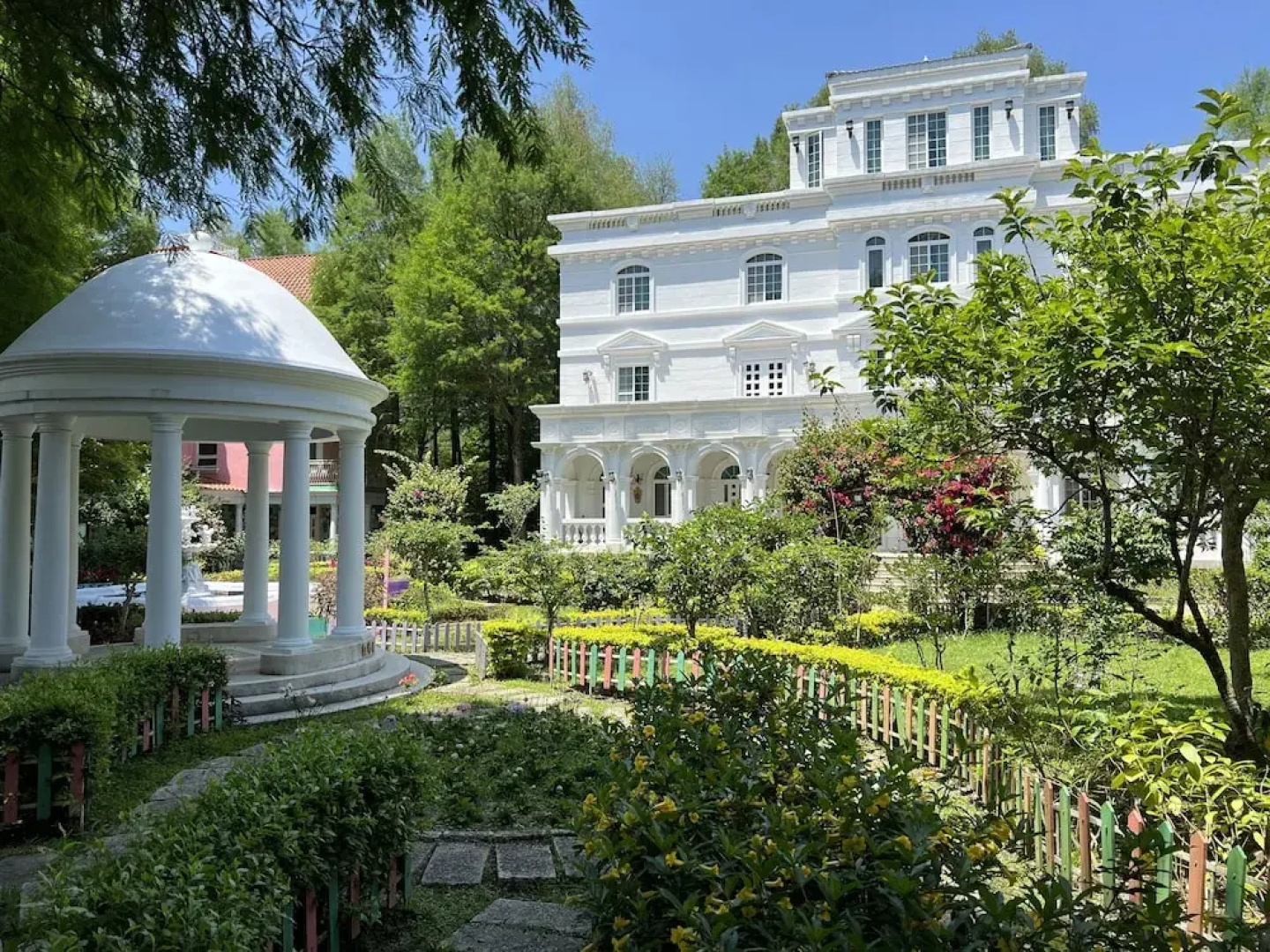 Chateau de Olliere