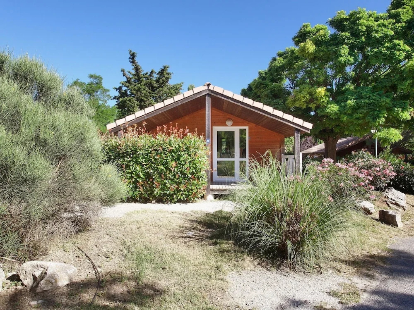 Cozy Chalet With Covered Terrace in Green Surroundings