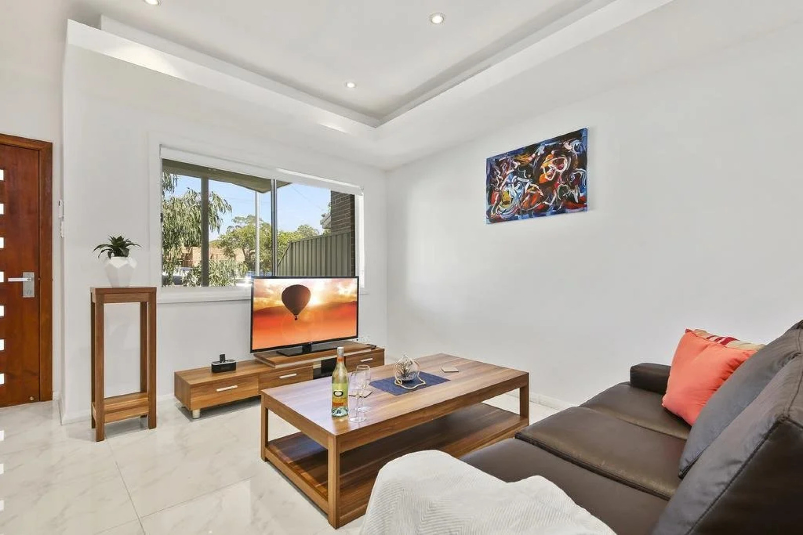 Serviced Houses - Villa Hodgkinson