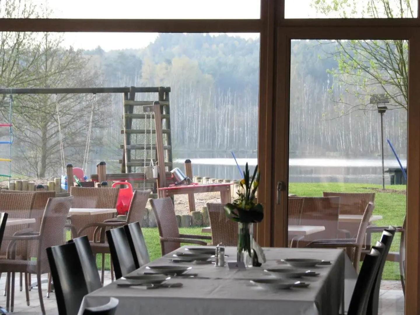 Rezydencja nad jeziorem - Pestkownica