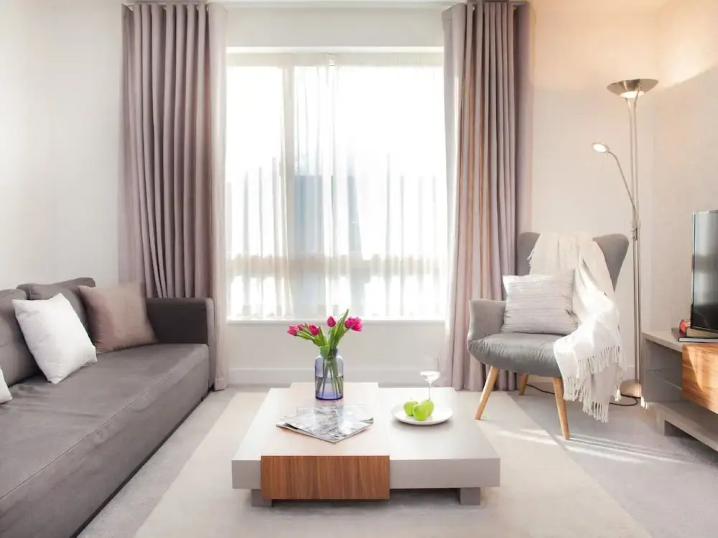 Henge House - Sarsen Apartment