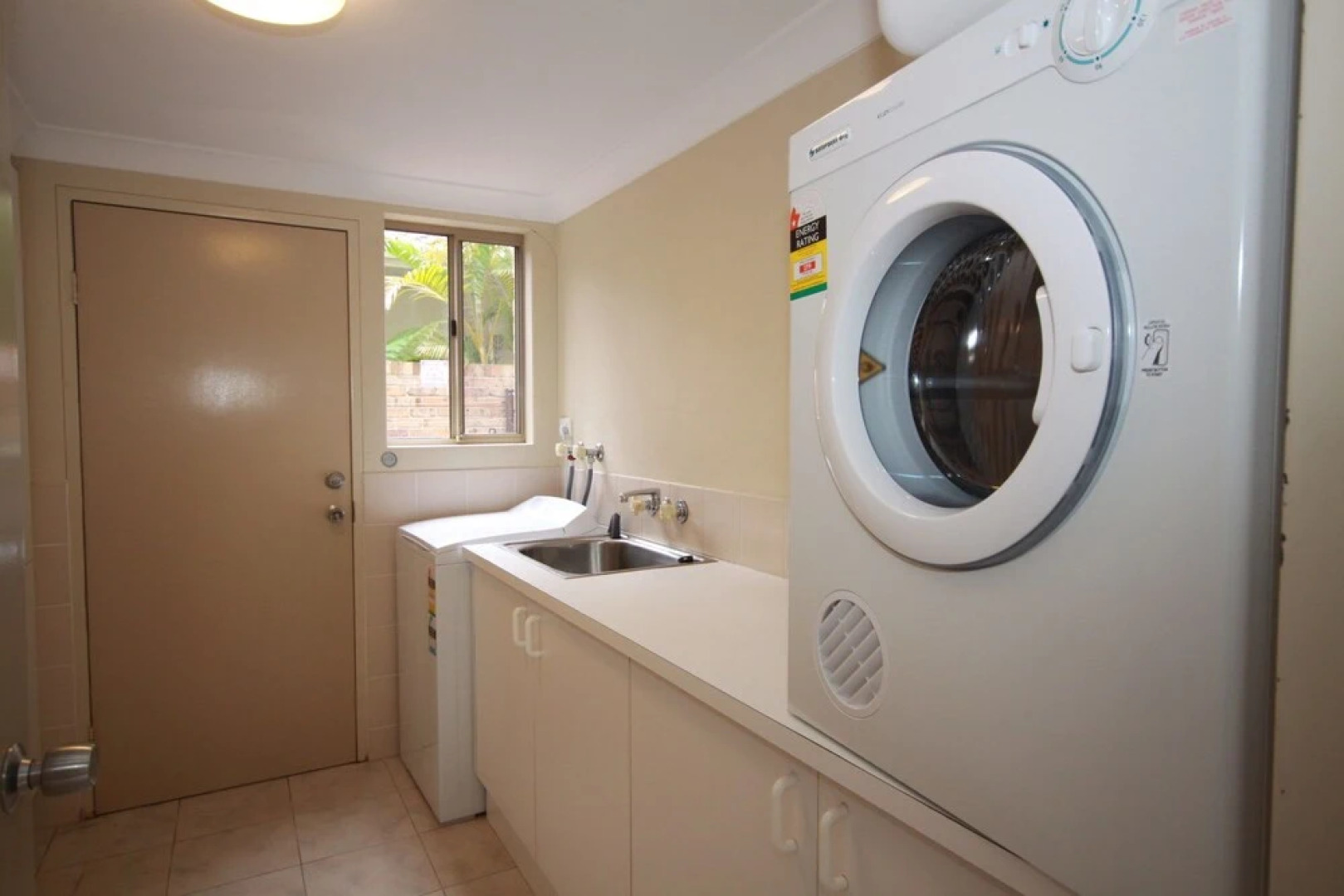 Sunset Boulevarde, 12