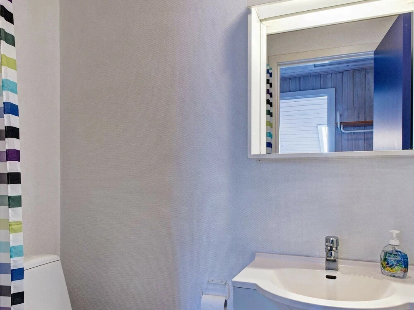 Chic Holiday Home In Nexø With Whirlpool