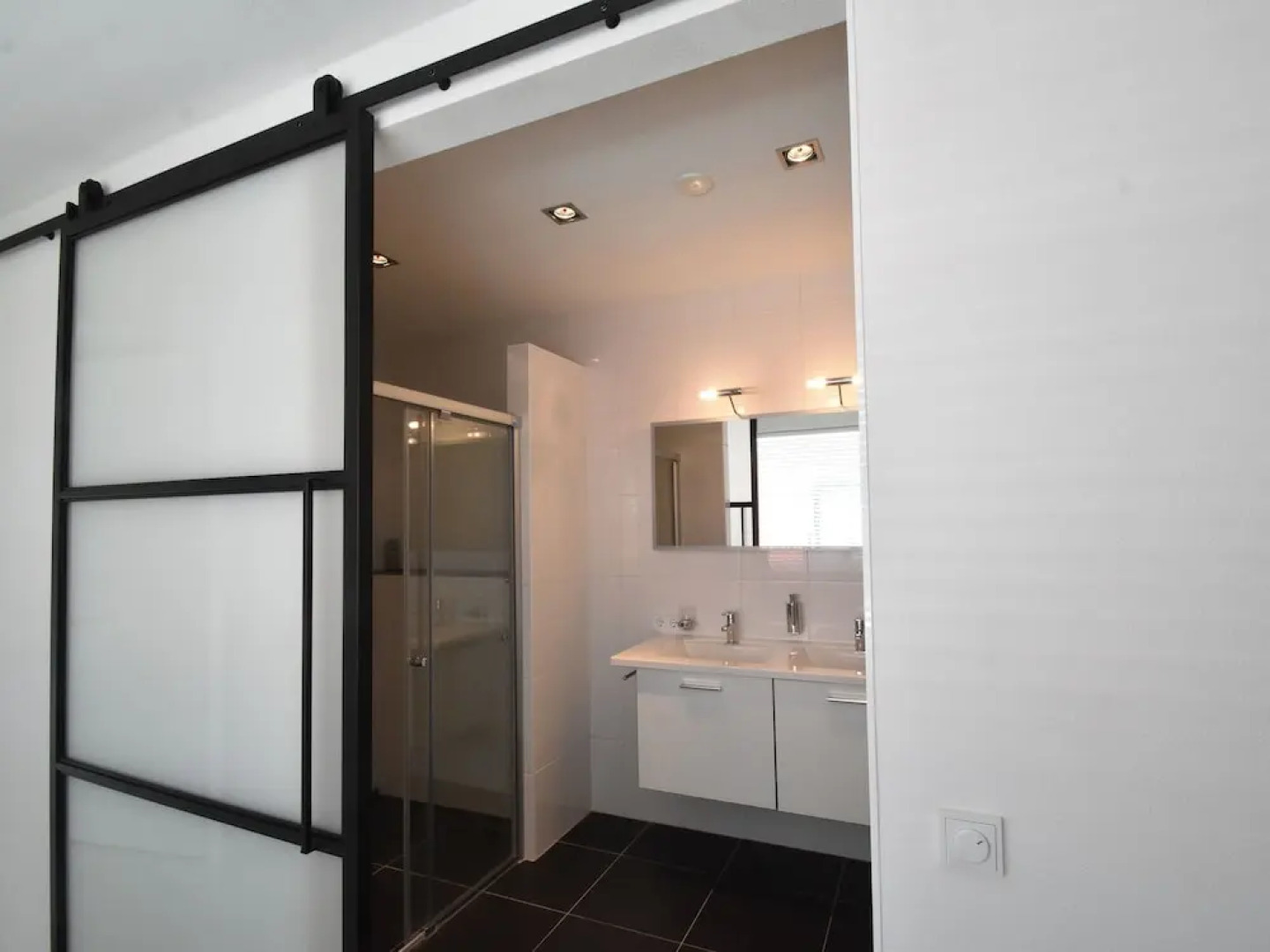 Modern Villa in Harderwijk with Sauna & Hot Tub