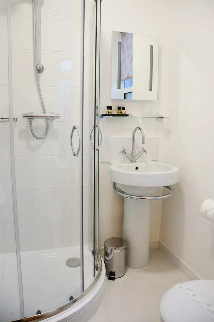 Laurels Bed & Breakfast