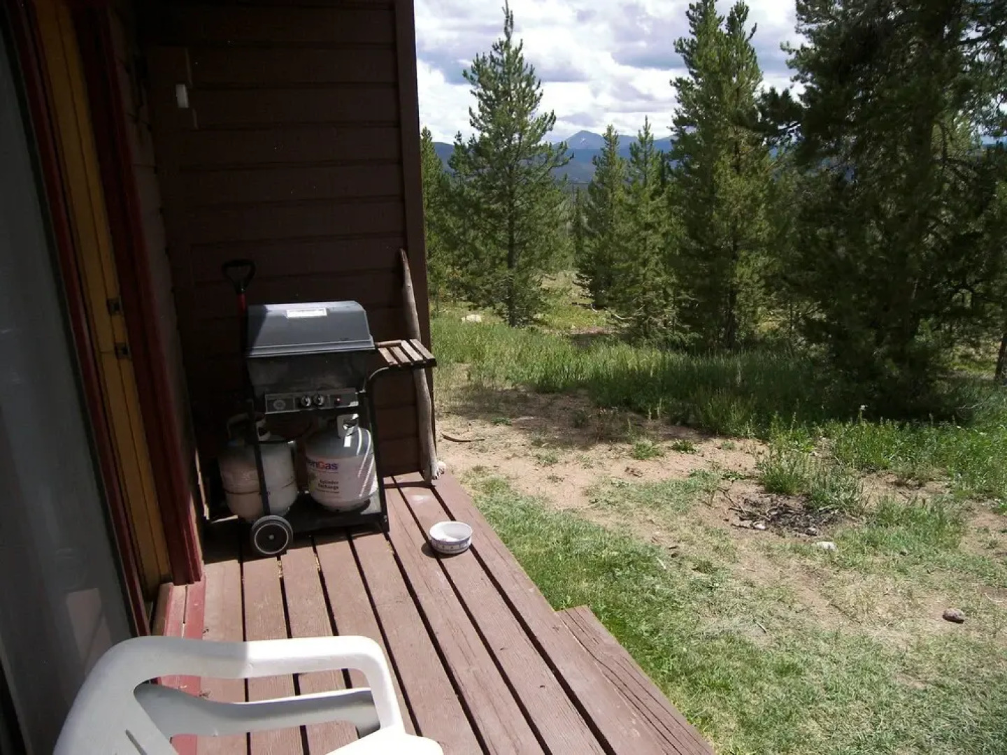 Snowscape 2 bed 2 bath 2 Br condo by RedAwning