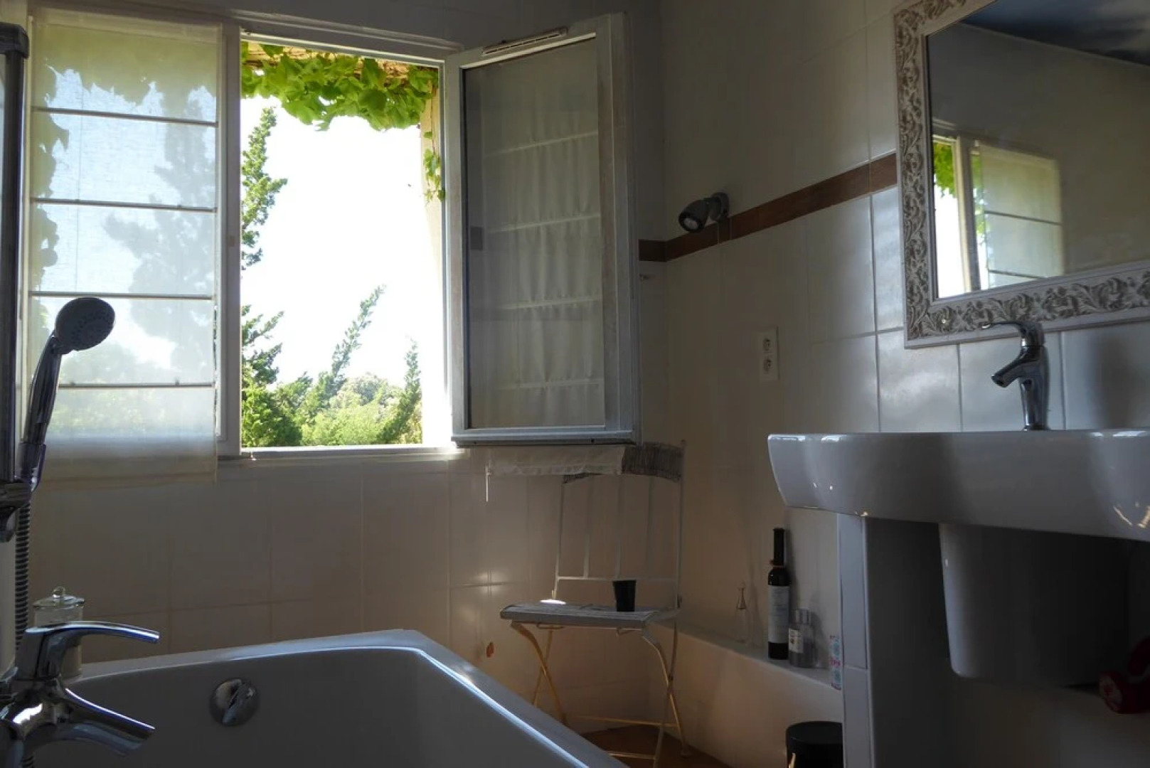 Le Mas Des Vignes De Dions