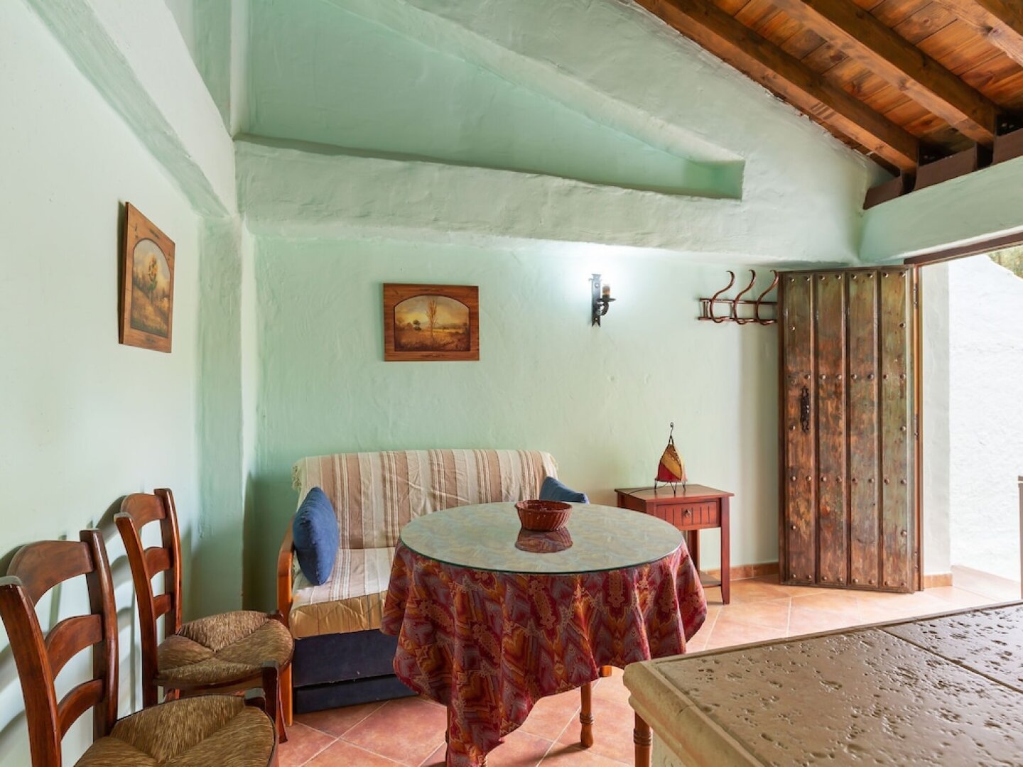 Delightful Mansion in Huétor-Tájar near Sea