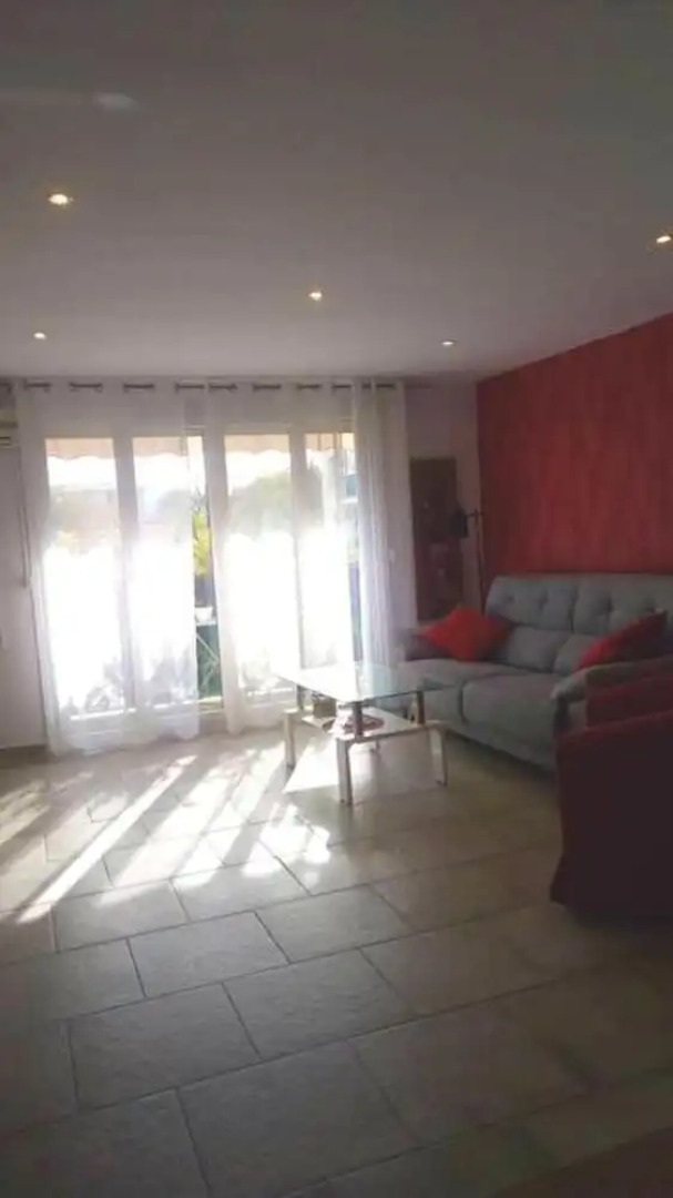 Apartment with 2 Bedrooms in Le Pradet, with Wonderful Mountain View, Furnished Balcony And Wifi - 700 M From the Beach