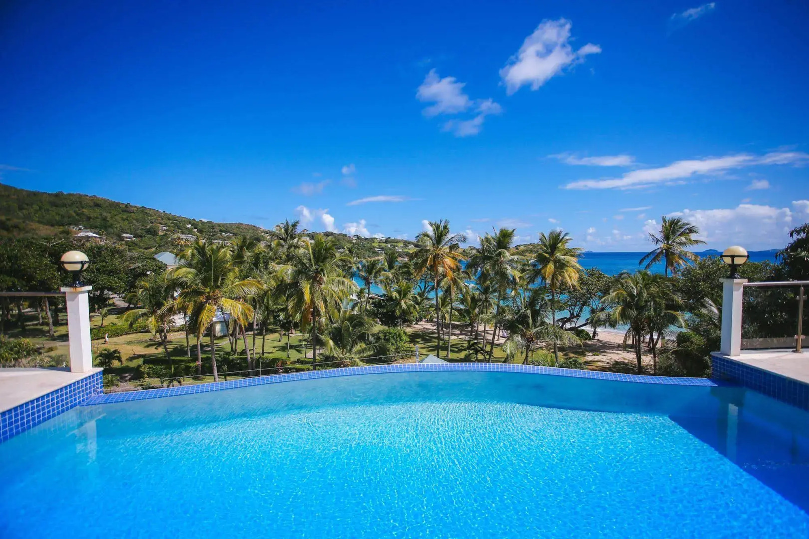 Bequia Beach Hotel Luxury Resort & Spa