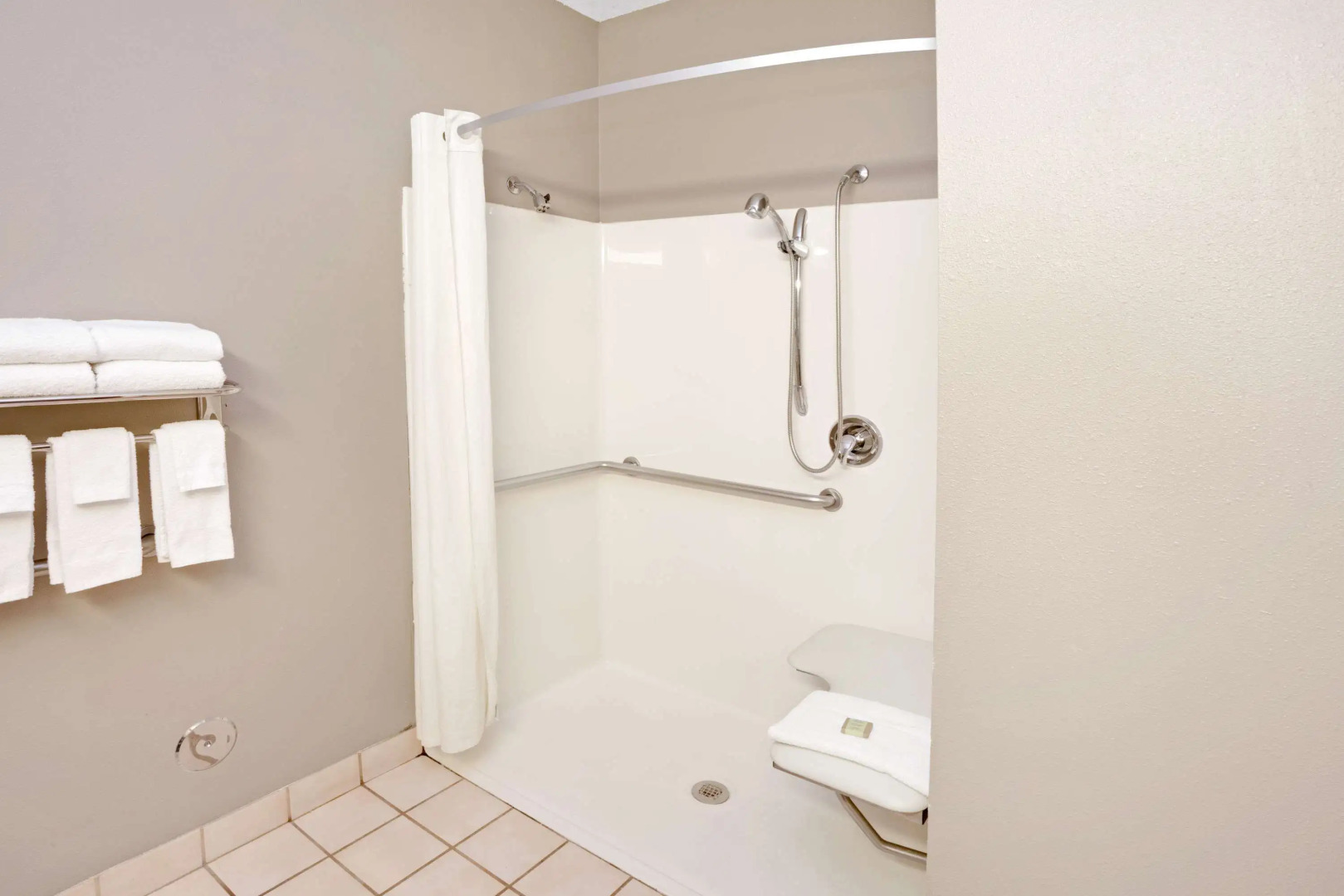 Super 8 by Wyndham South Bend