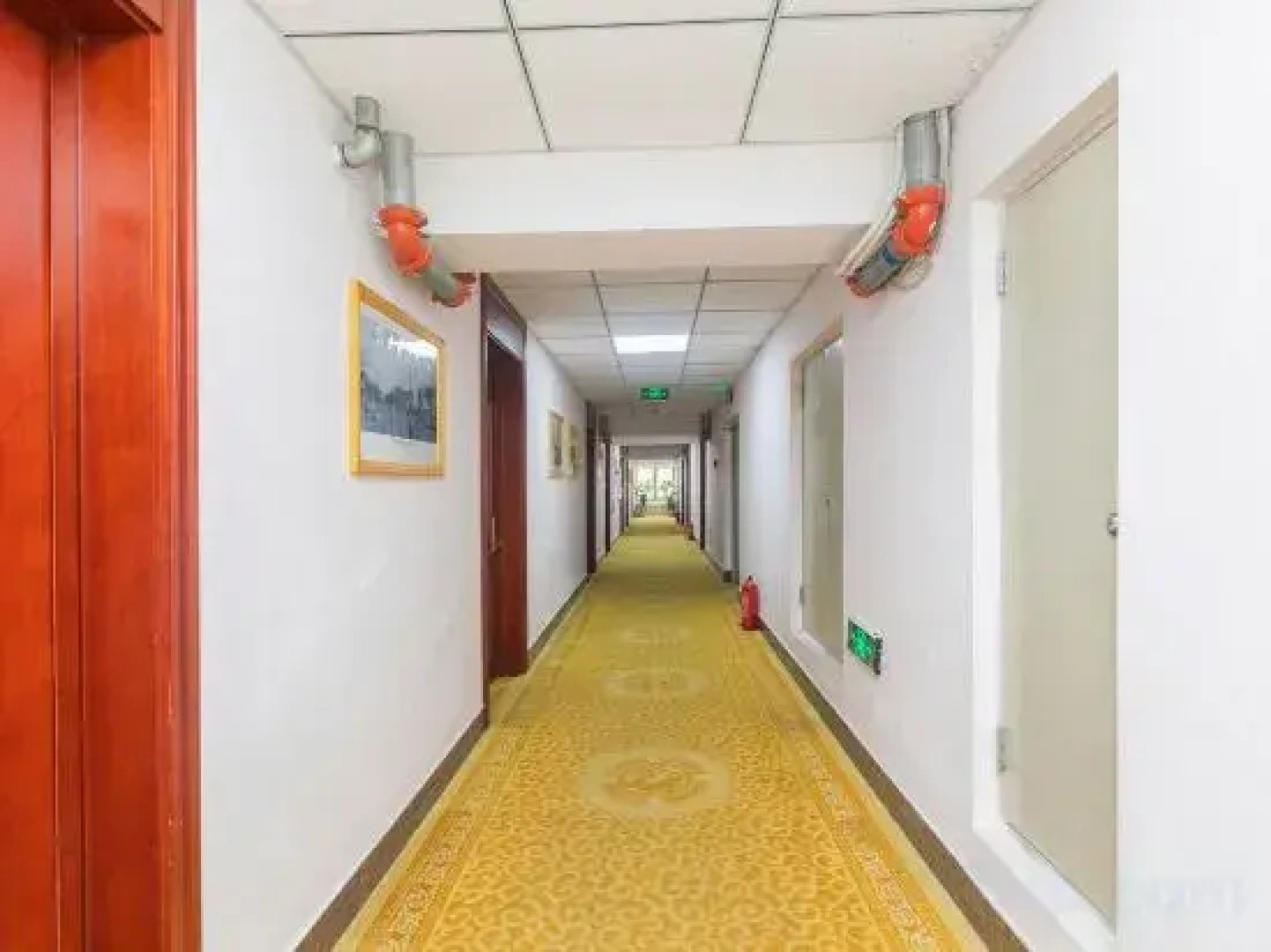 Jinyu Lanjue Business Inn