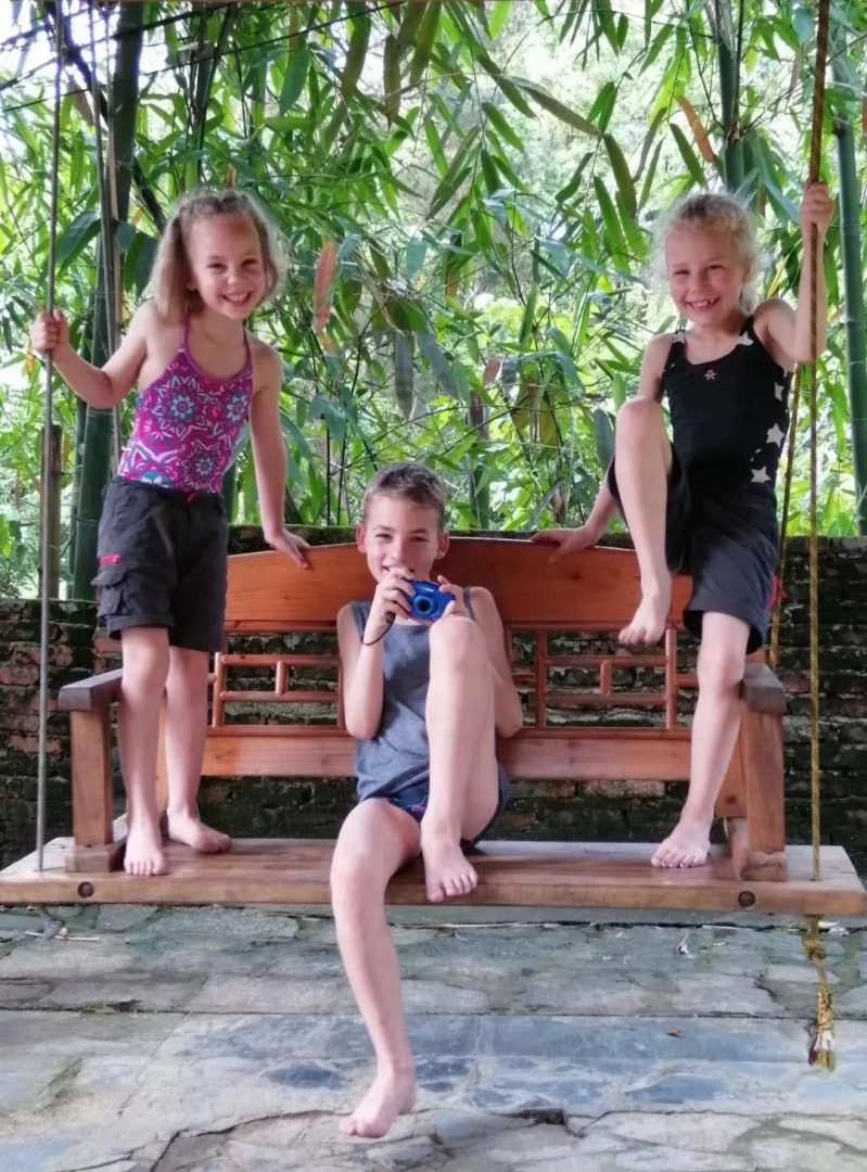 Riverside Retreat Hotel