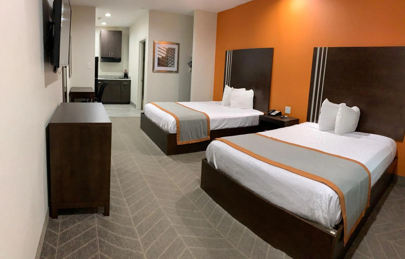 Scottish Inn & Suites - IAH Airport