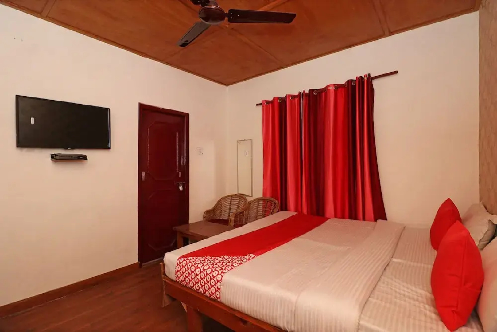 OYO 26232 Mahima Resorts