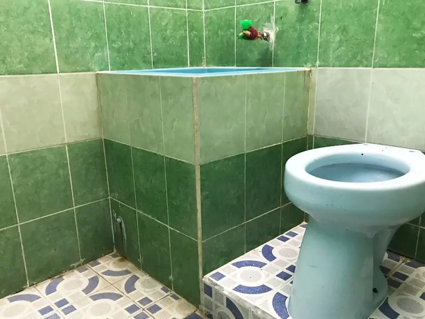 SPOT ON 2844 Kelekak Bunda