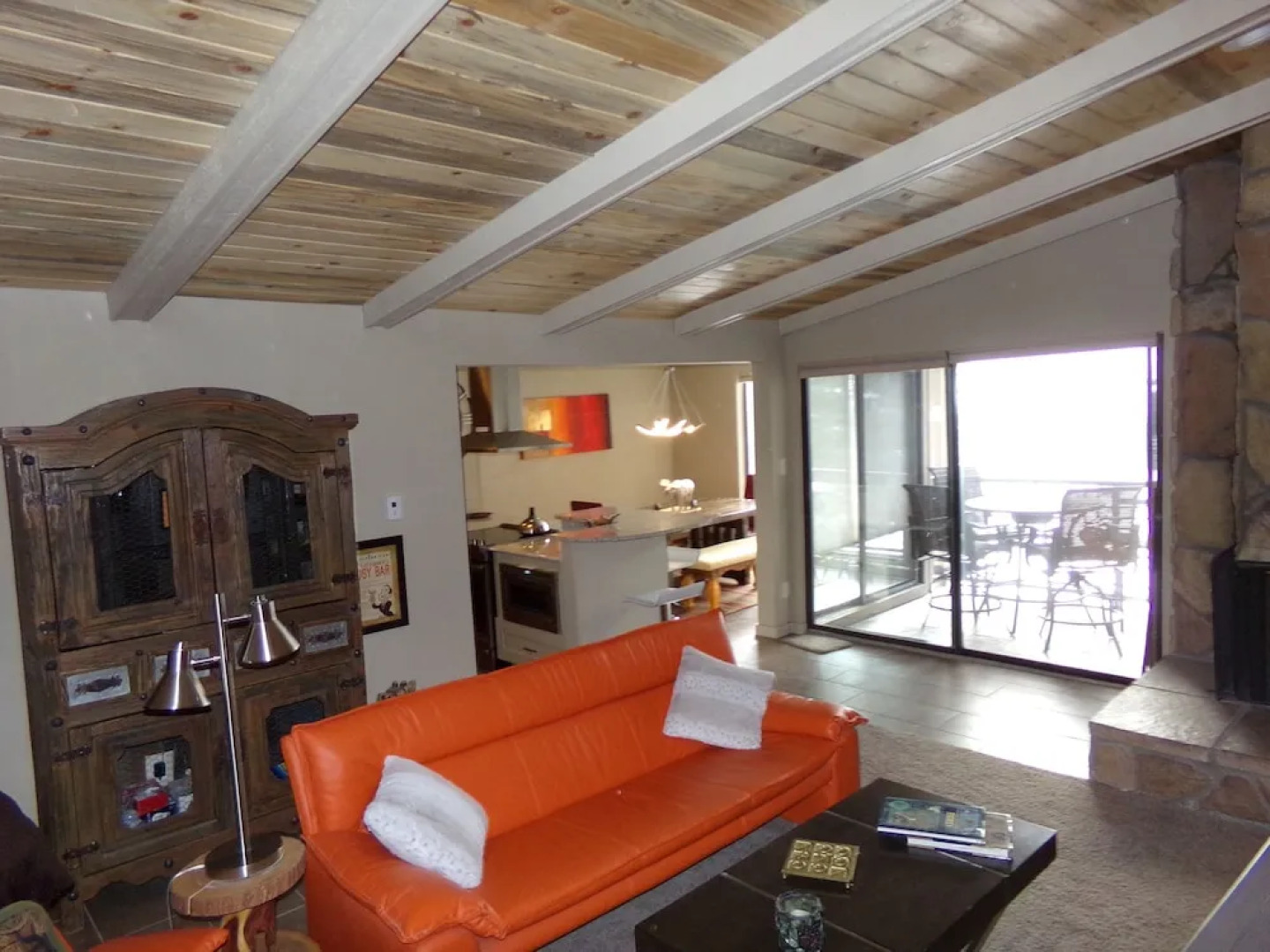 Lake Cliffe 2 Bed 2 Bath Views - 2 Br condo by RedAwning