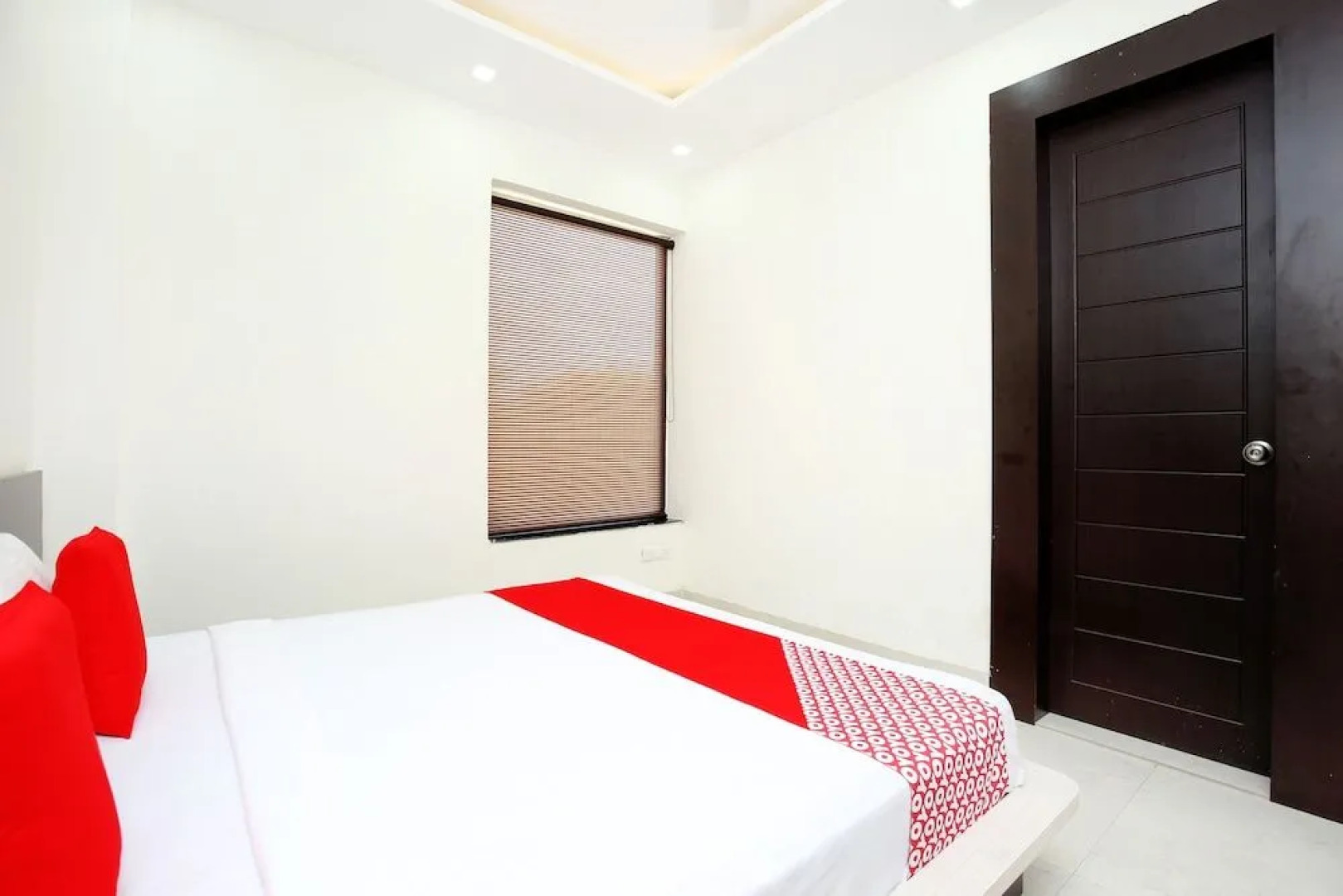 Oyo 40417 Hotel Grand Taj