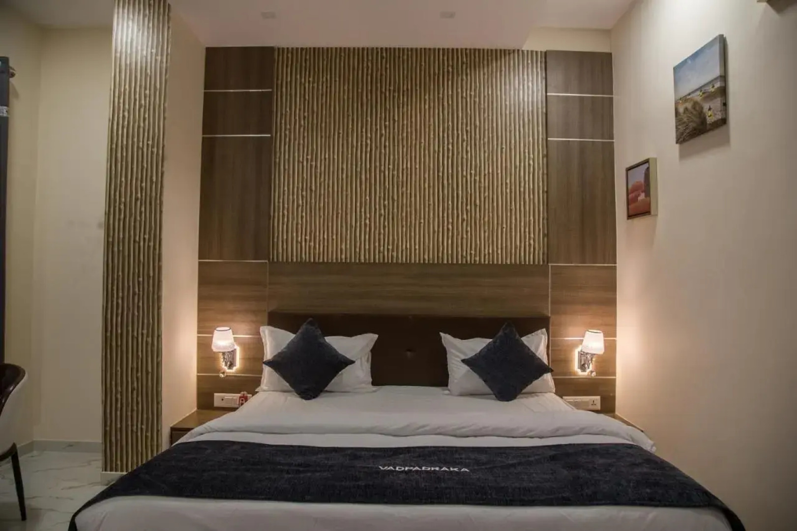 Vadpadraka Hotel And Resort