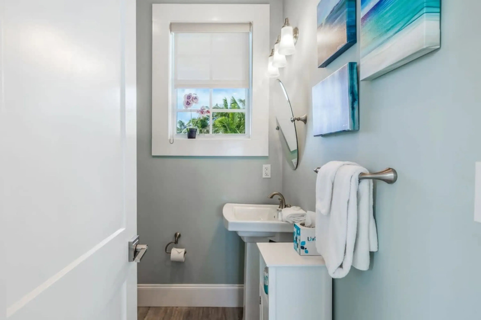 Mastway House by Brightwild Pool Dock