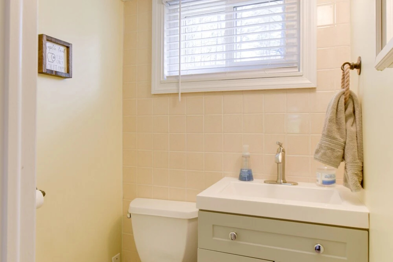 Family-friendly Bridgton Home, Steps to Lake!