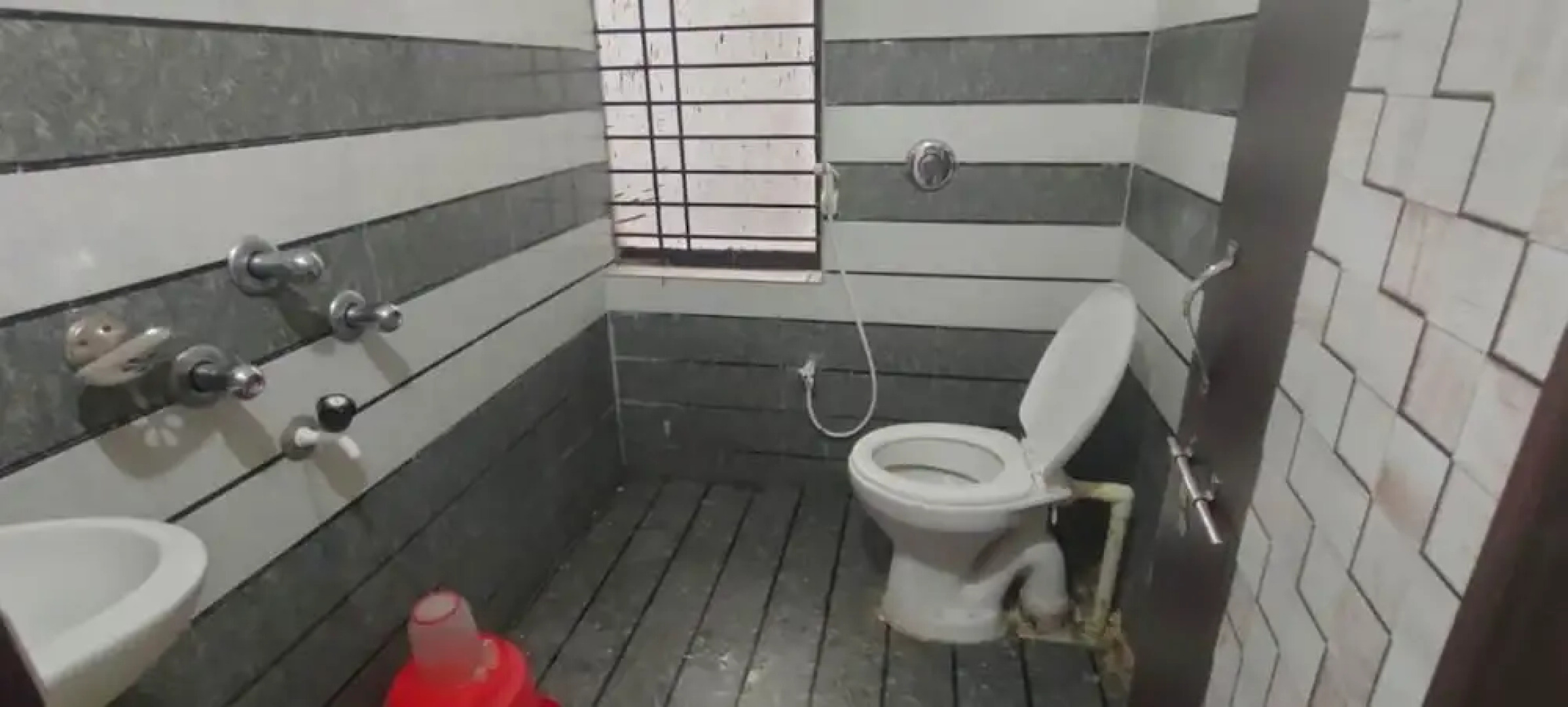 iROOMZ City Lite Lodge