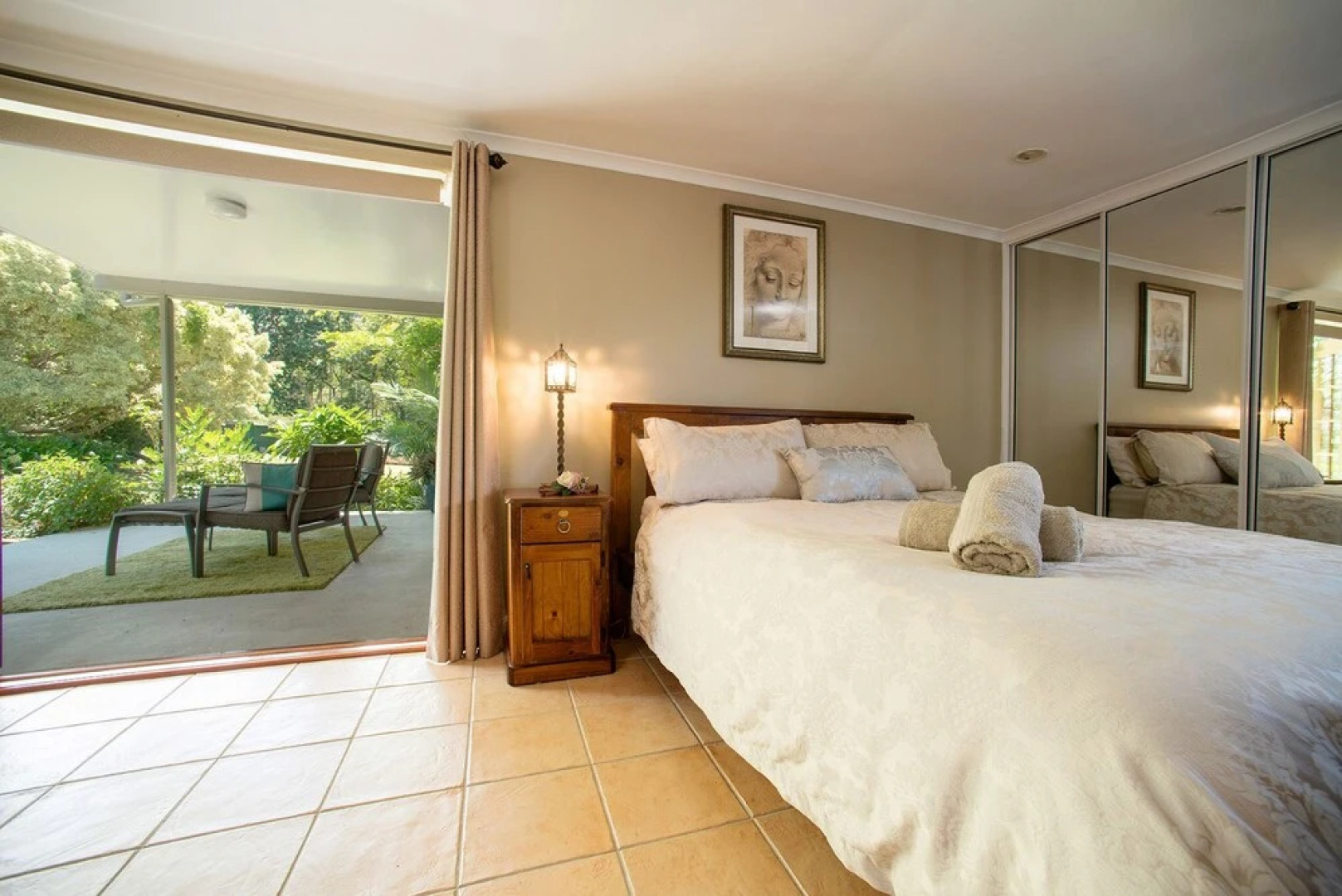 'belle la vie' B & B