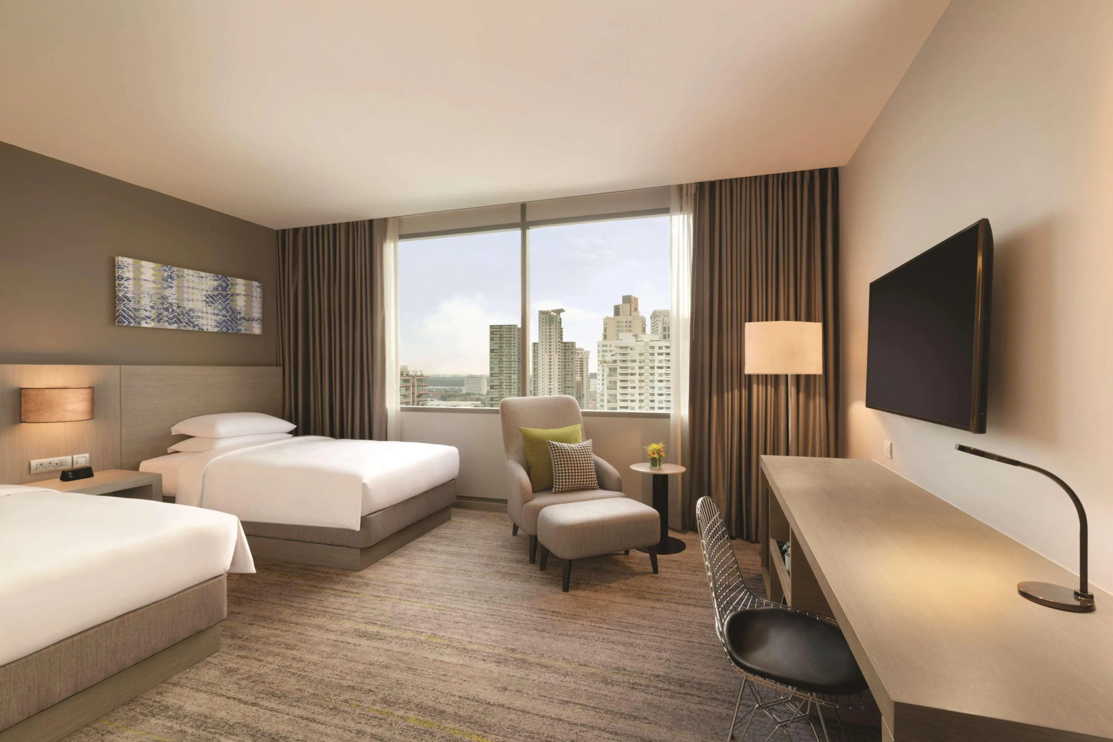 Hyatt Place Bangkok Sukhumvit 24
