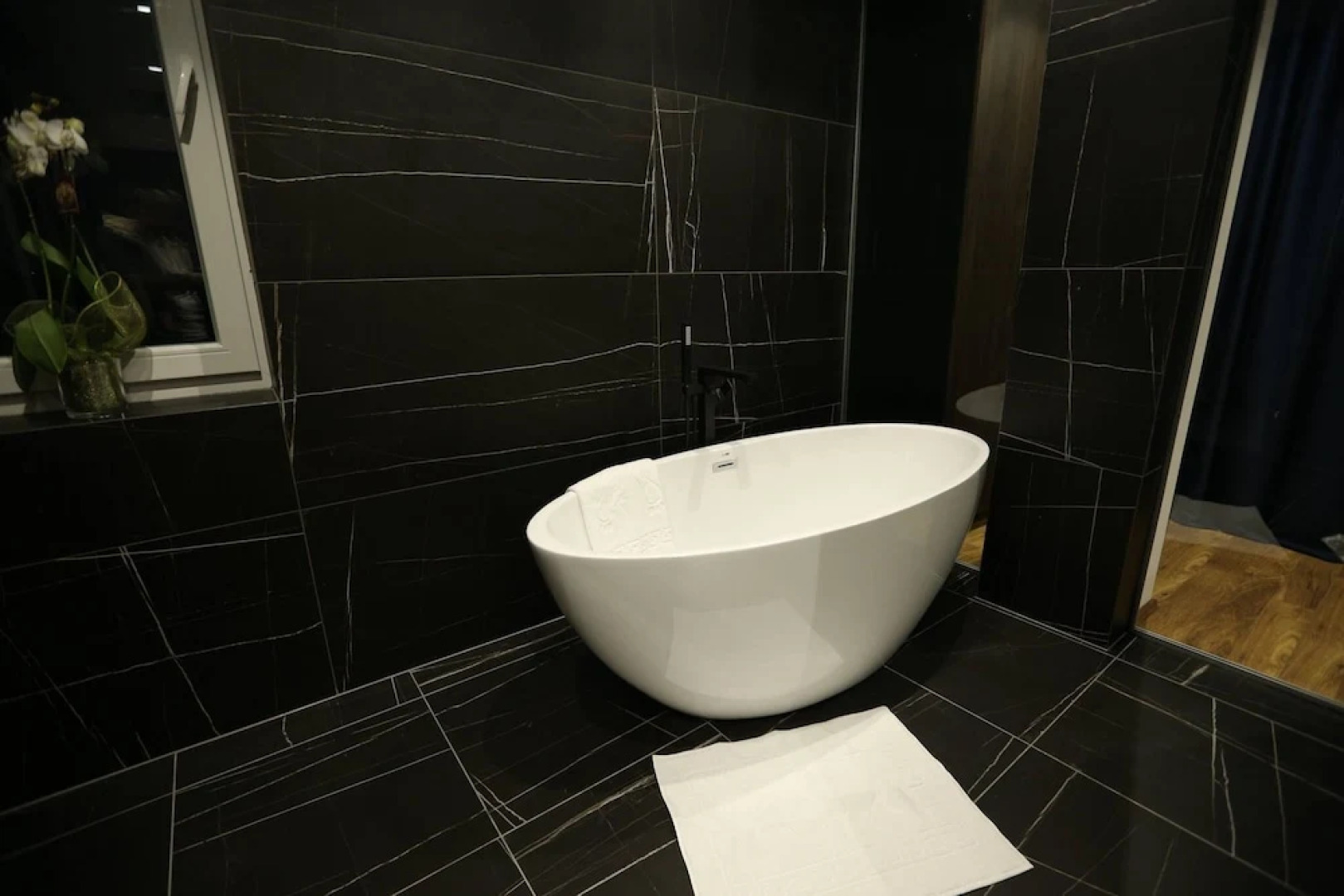 Astoria Luxury & Spa