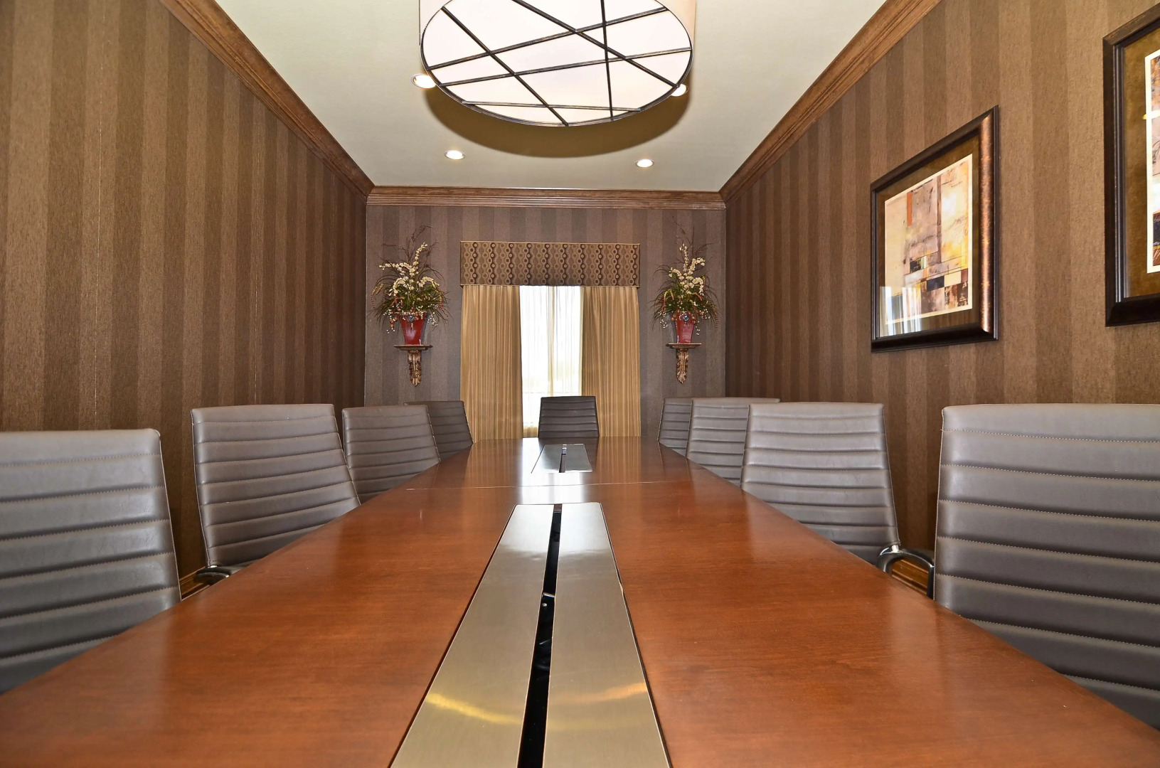 Best Western Plus Christopher Inn & Suites