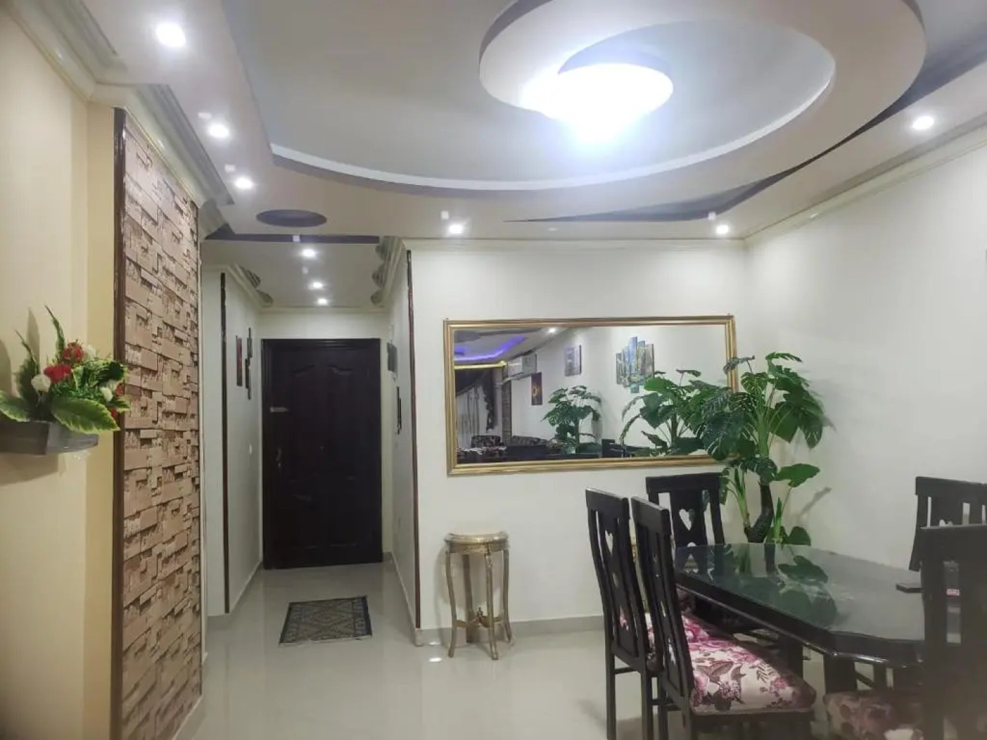 Stanley Bridge Apartment