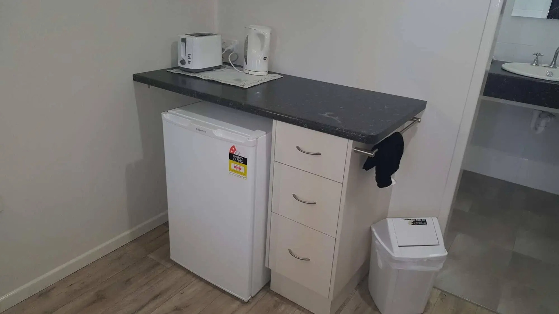 Nightcap at Queens Beach Hotel