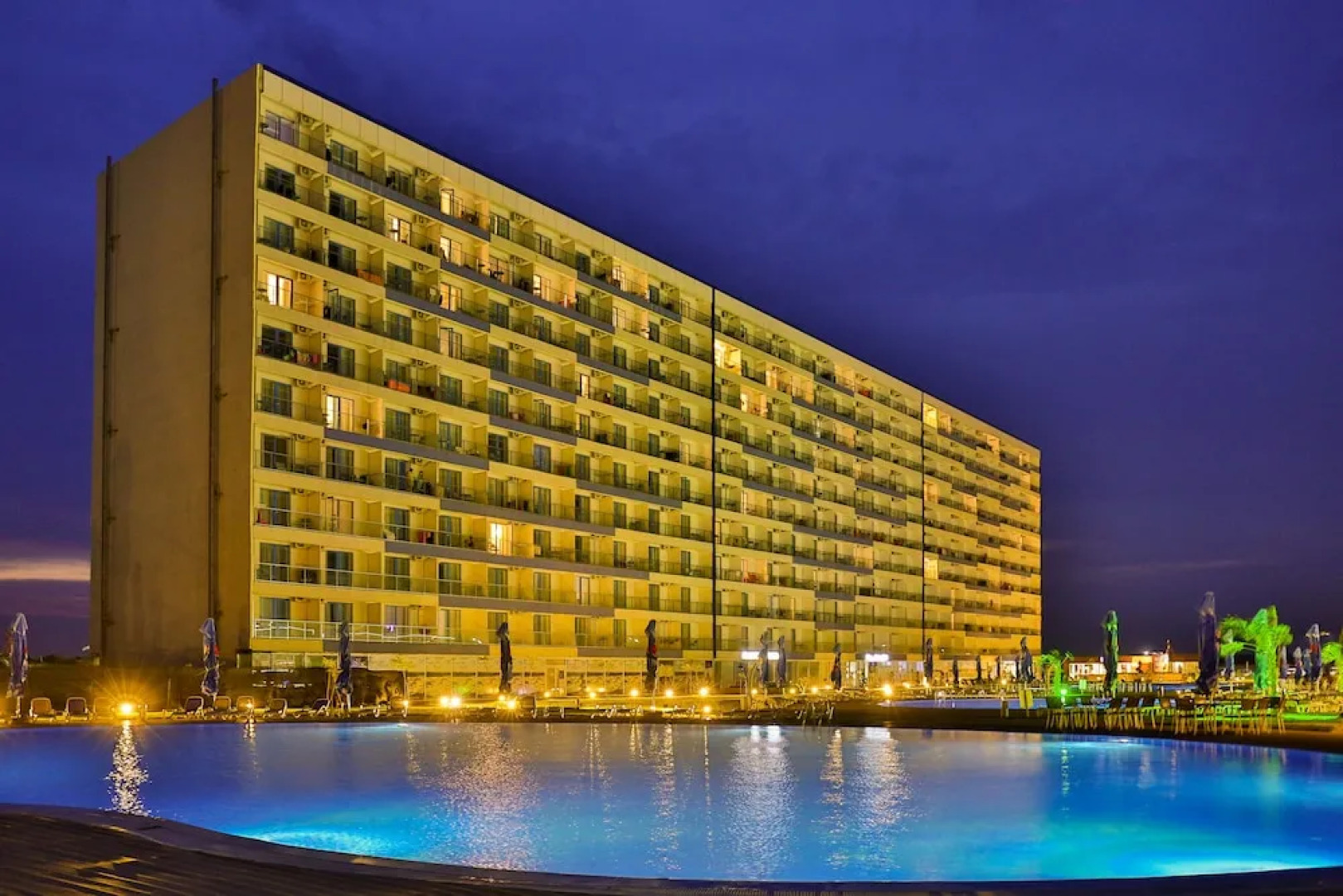 Atrium by the Blaxy - All Inclusive