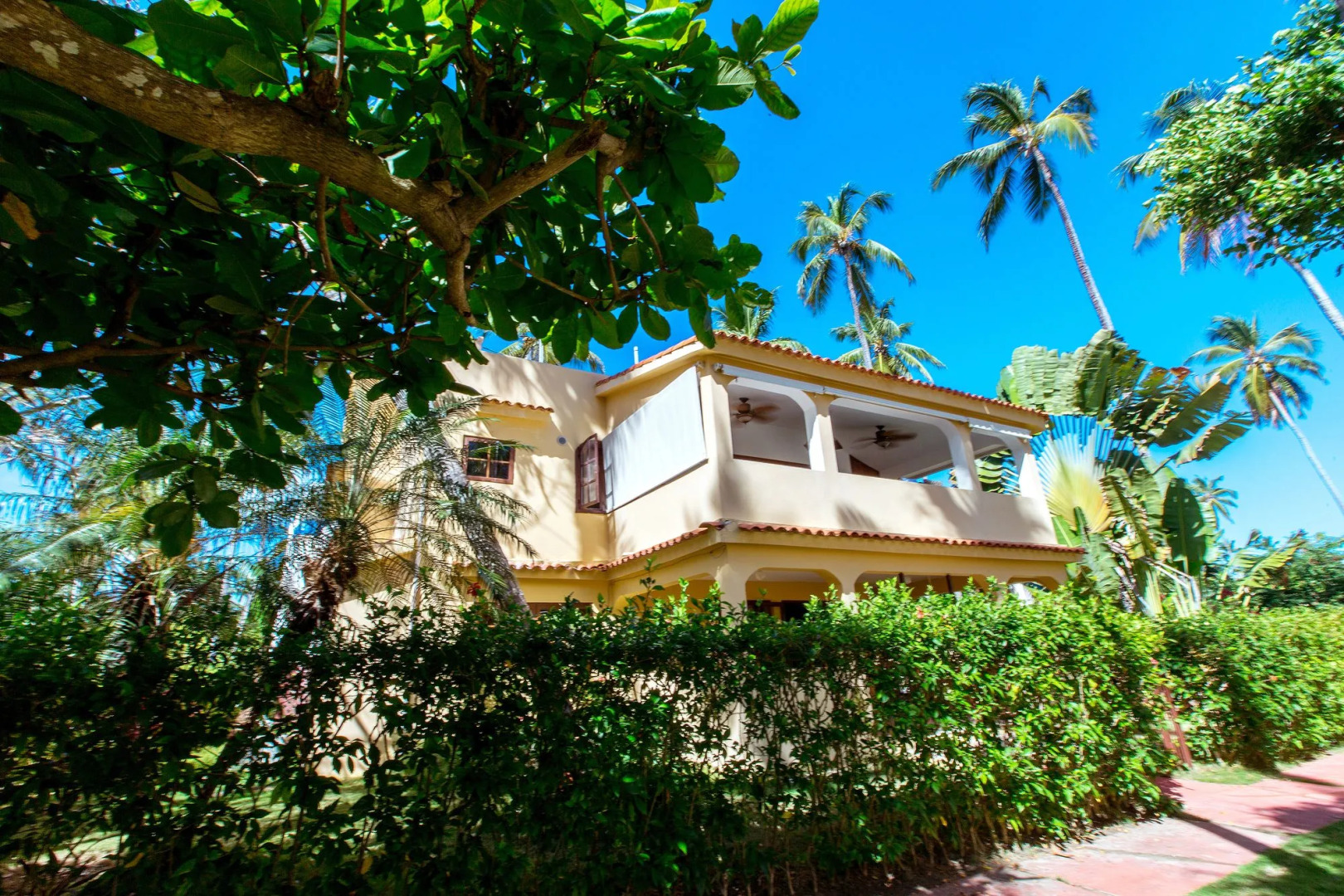 Beach Bungalows Los Corales Club & Spa