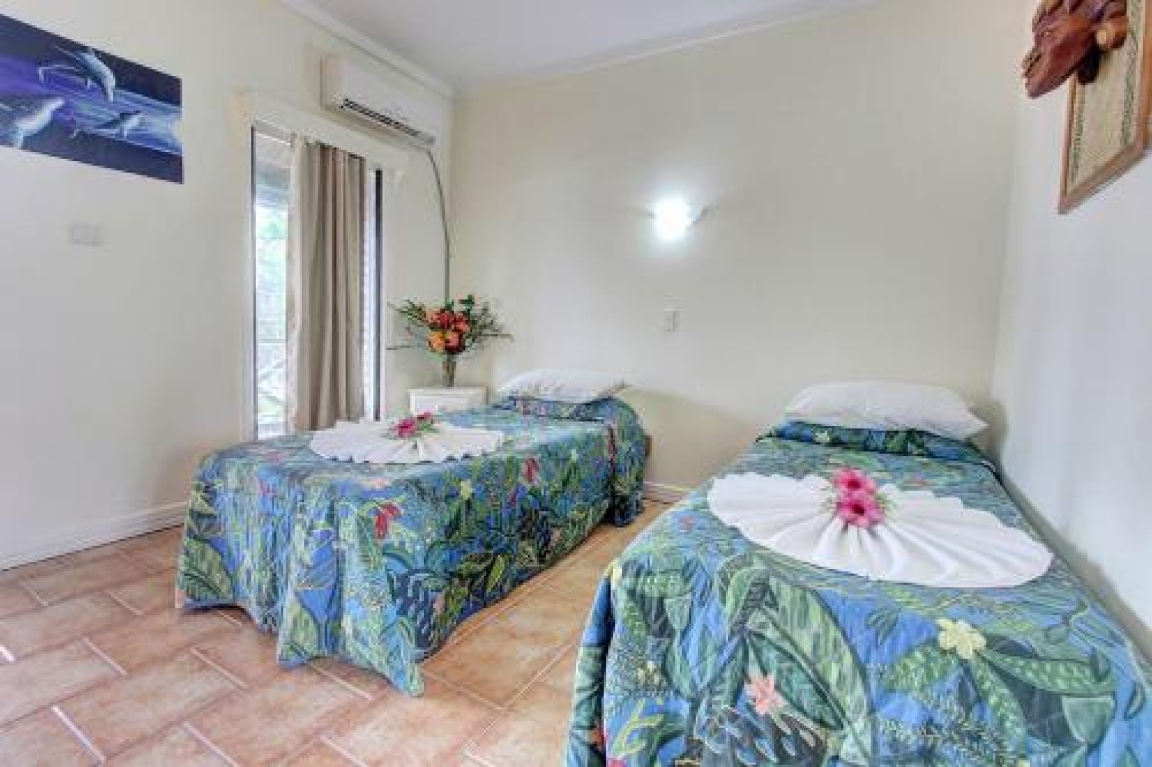 Gizo Hotel