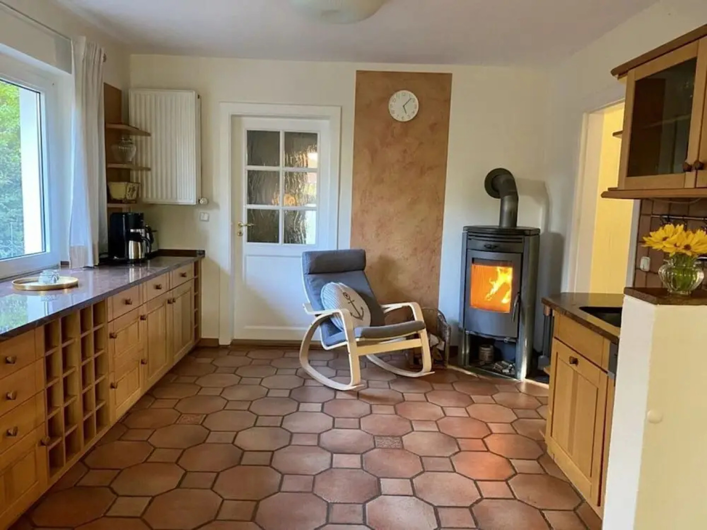 Cuddly Shell Modern Retreat