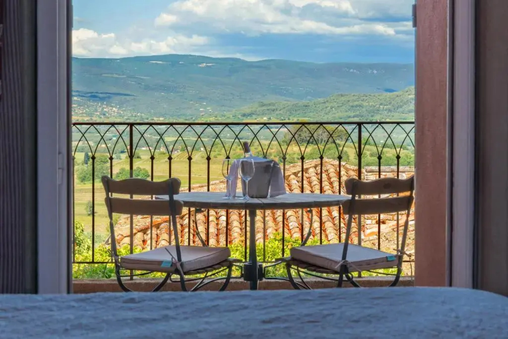 Le Clos De La Glycine