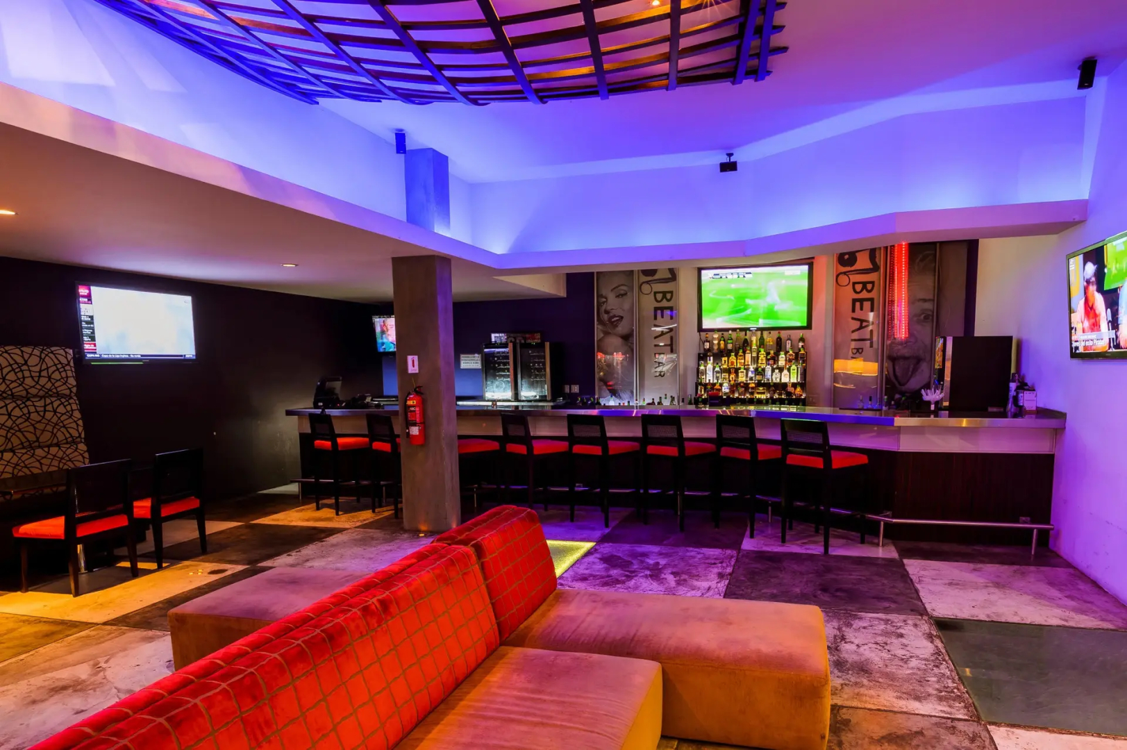 Riande Aeropuerto Hotel & Casino