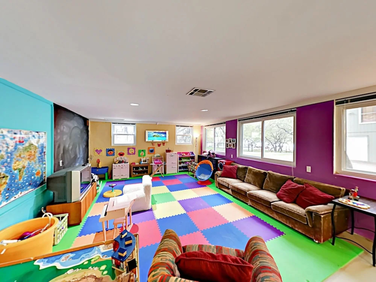 Huge Lake Travis - 4 Bedroom Home