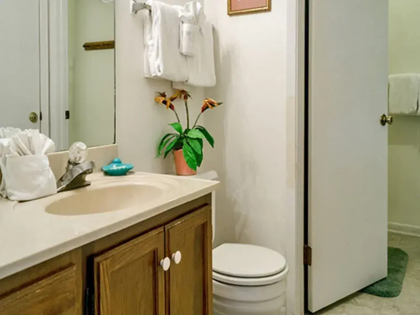 Emerald Shores Resort 2001 627850 by RedAwning